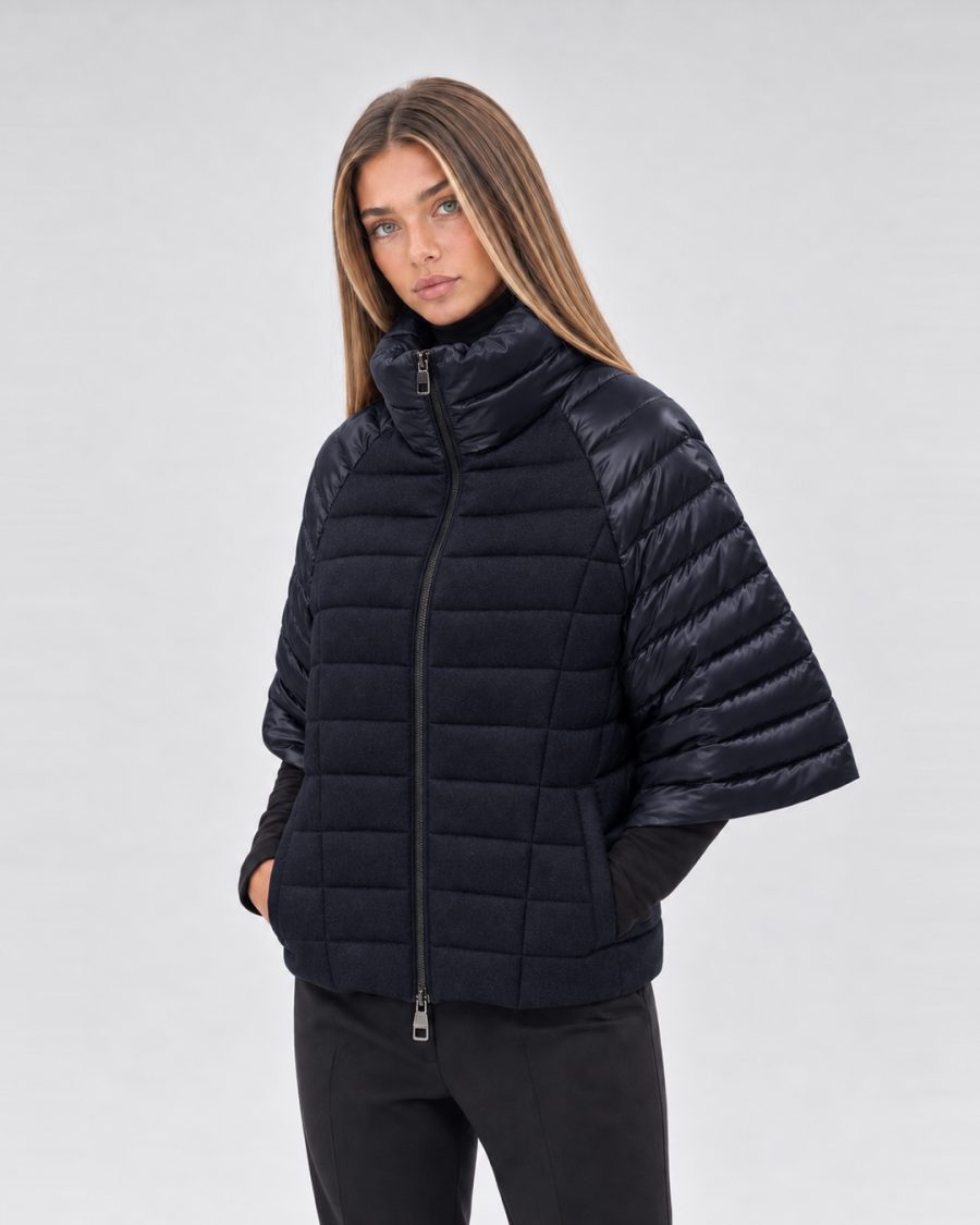 Giubbotto donna Helmur Atene colore Blu – indossato, tre quarti