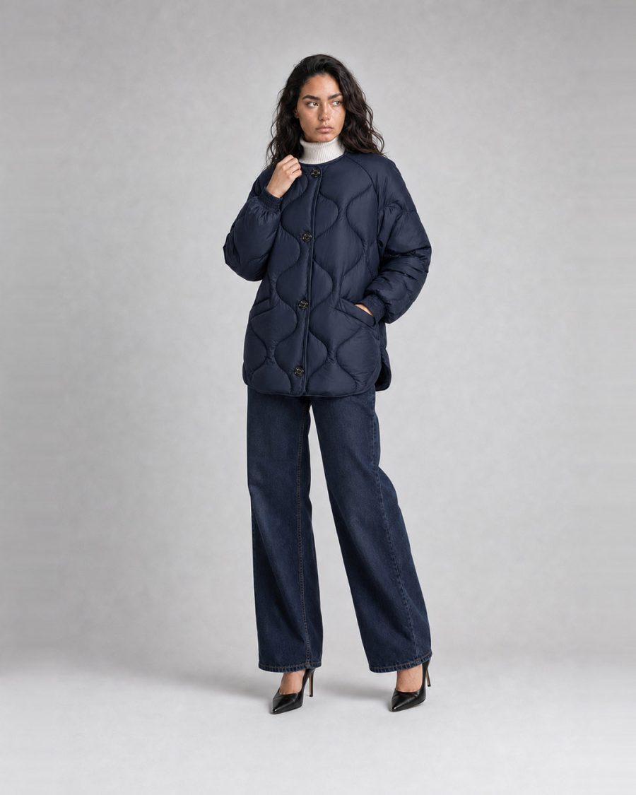 Giubbotto donna Helmur Atlanta colore Blu – editoriale