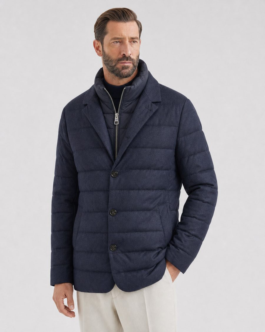 Giubbotto uomo Helmur Bruxelles colore Blu – indossato, tre quarti