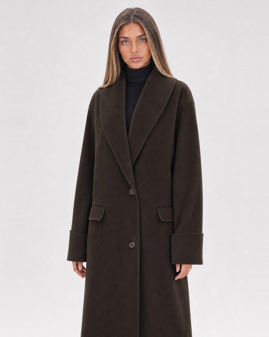 Cappotto donna Helmur Calgary colore Moro – indossato, tre quarti