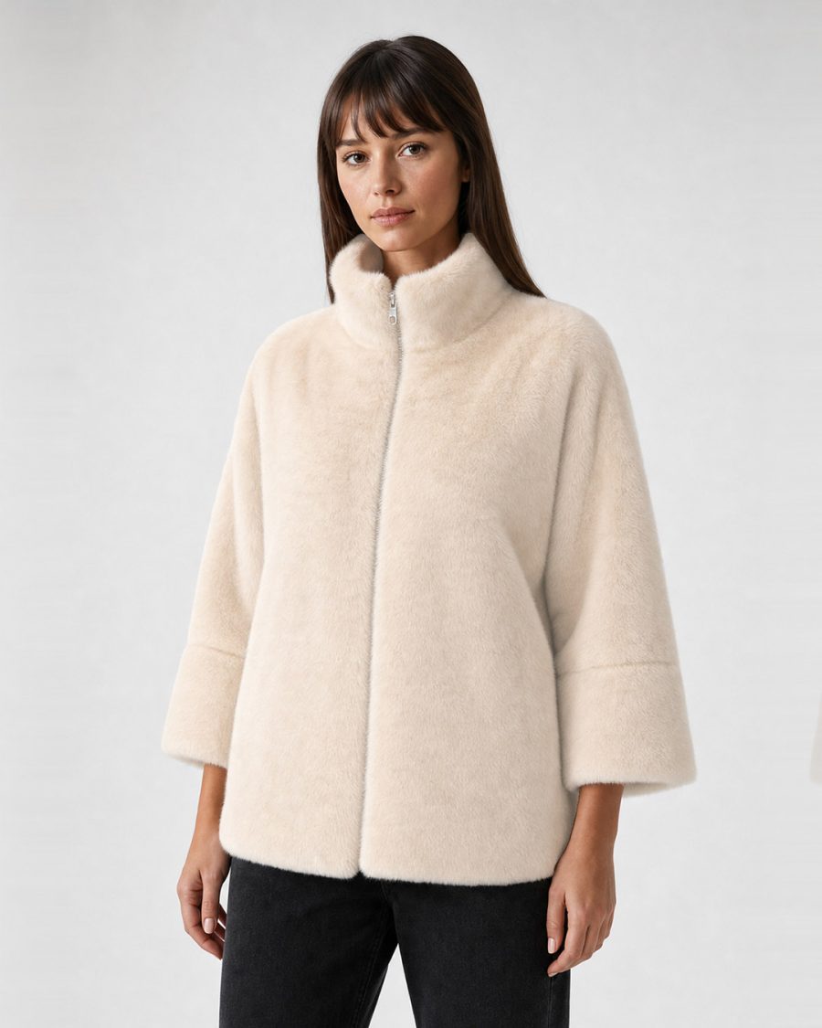 Pelliccia donna Helmur Chamonix colore Latte – indossato, tre quarti
