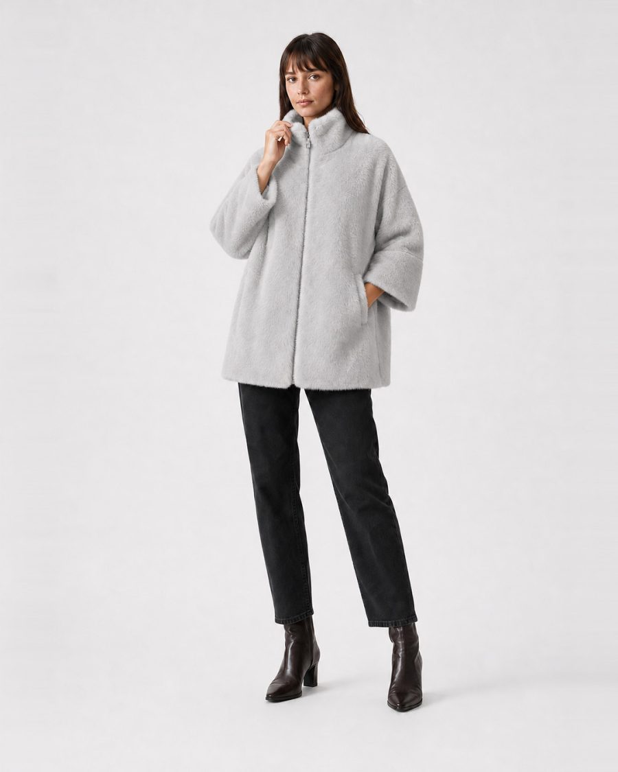 Pelliccia donna Helmur Chamonix colore Perla – editoriale