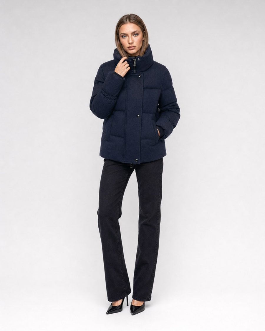 Giubbotto donna Helmur Cortina colore Blu – editoriale
