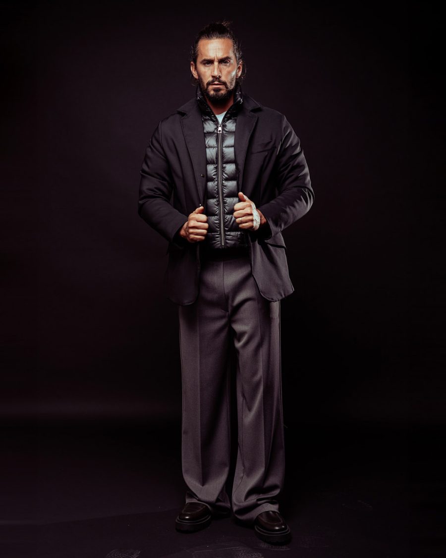 Giubbotto uomo Helmur Denver colore Nero – still life su fondo nero