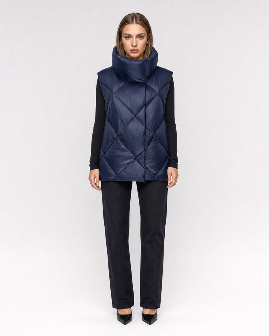 Giubbotto donna Helmur Ginevra colore Blu – indossato, fronte