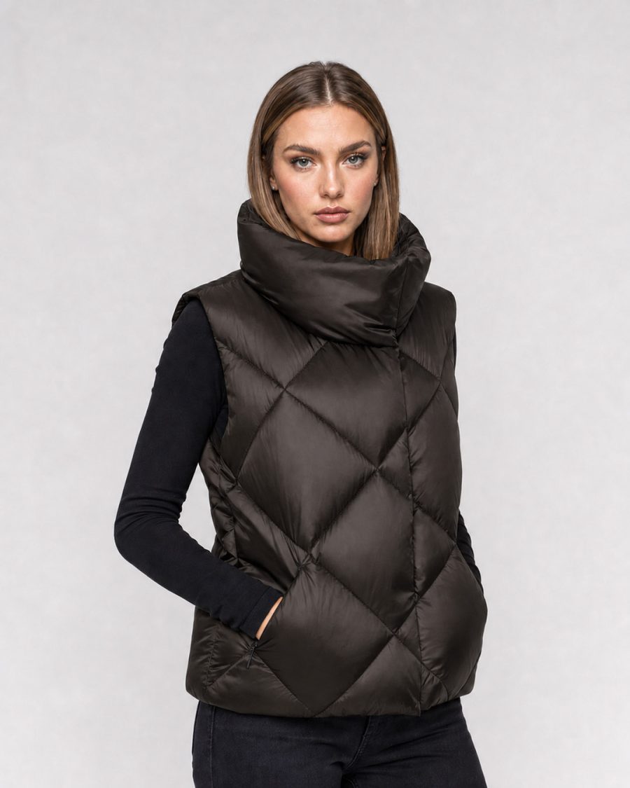 Giubbotto donna Helmur Ginevra colore Moro – indossato, tre quarti