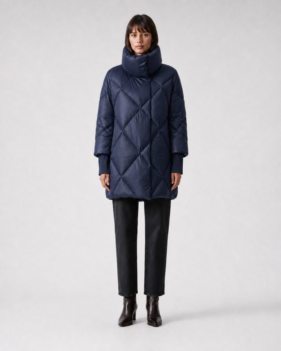Giubbotto donna Helmur Helena colore Blu – indossato, fronte
