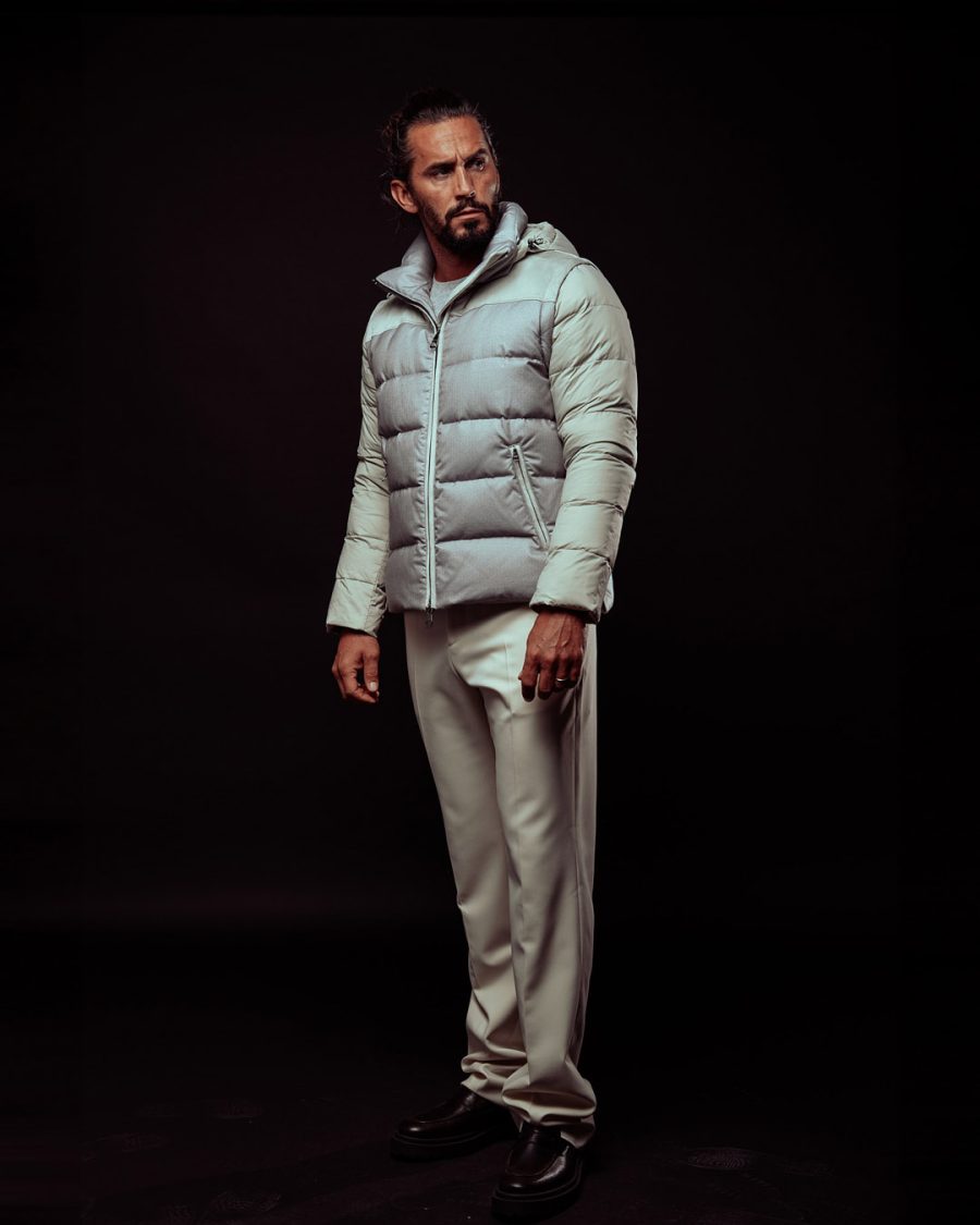 Giubbotto uomo Helmur Helsinki colore Perla – still life su fondo nero