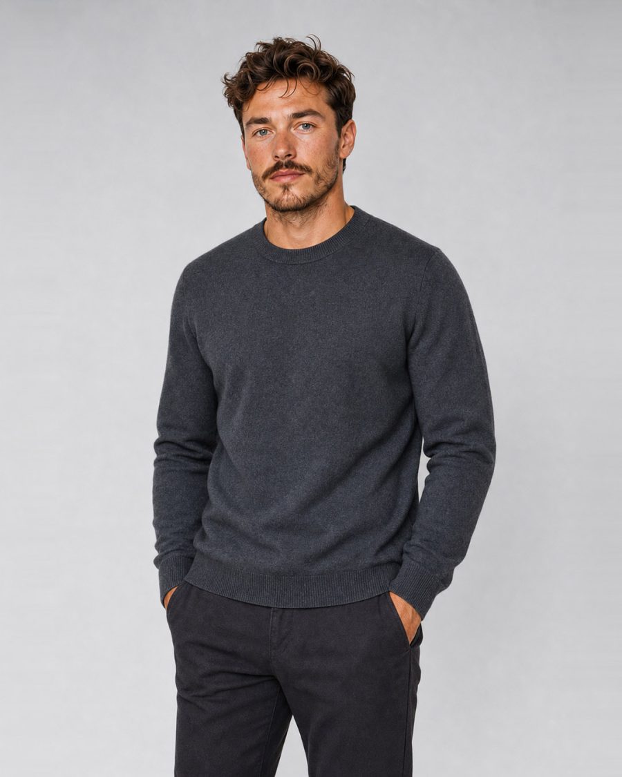 Maglia uomo Helmur Misurina colore Scuro – indossato, tre quarti