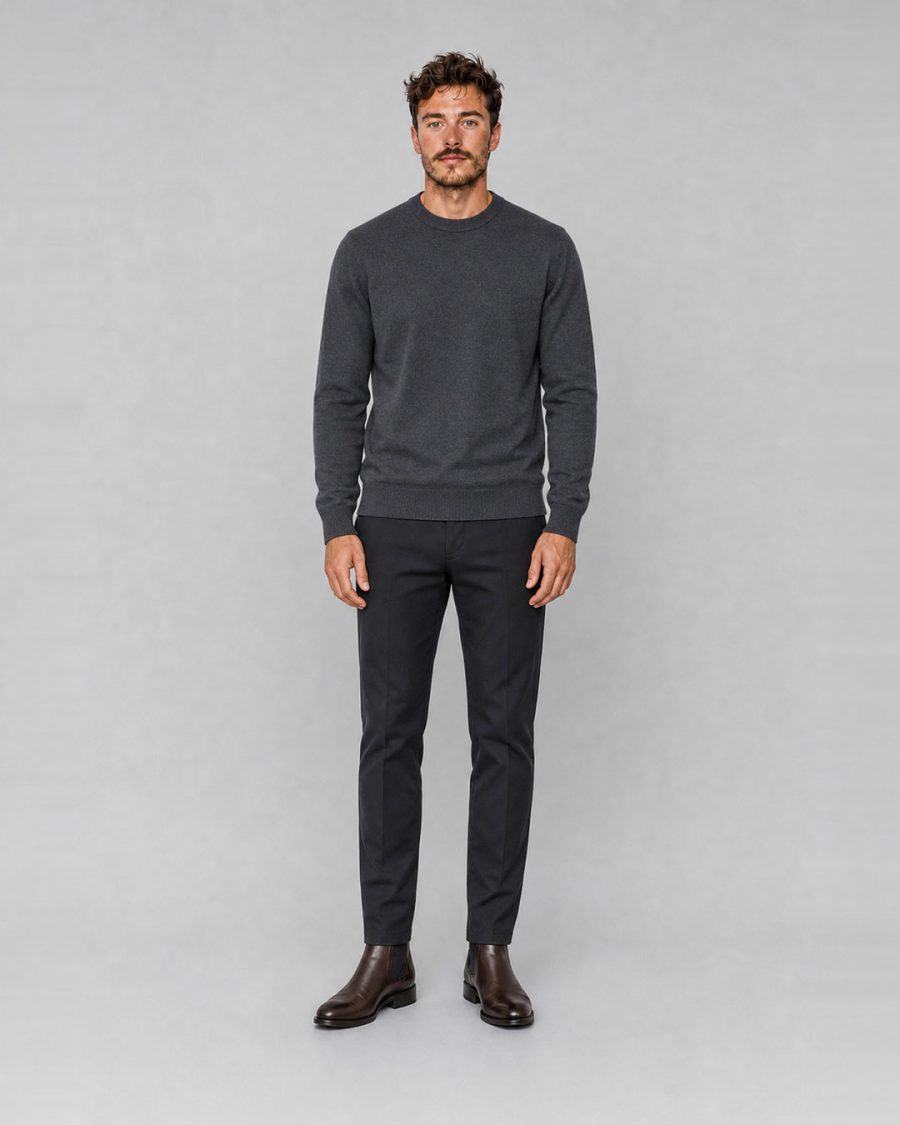 Maglia uomo Helmur Misurina colore Scuro – indossato, fronte