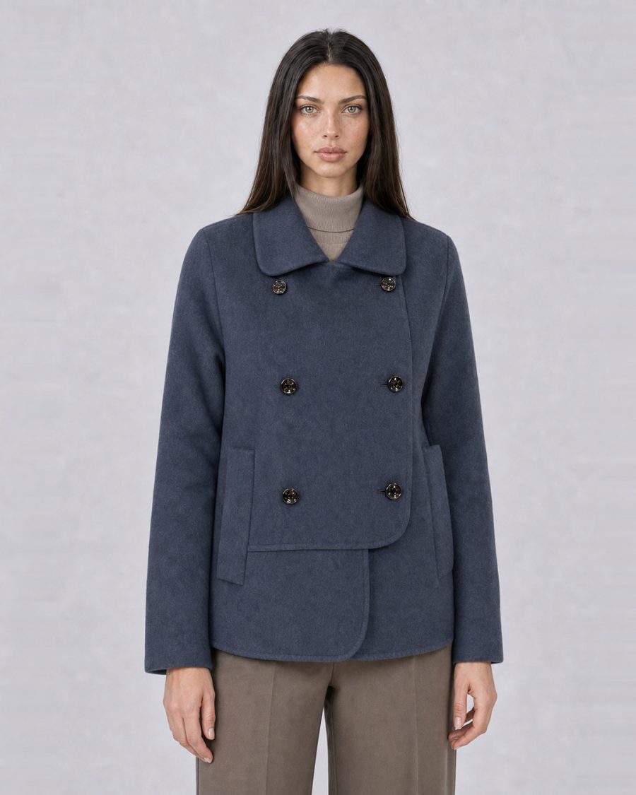 Cappotto donna Helmur Lugano colore Avio – indossato, tre quarti