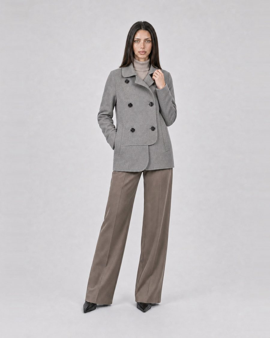 Cappotto donna Helmur Lugano colore Cenere – editoriale