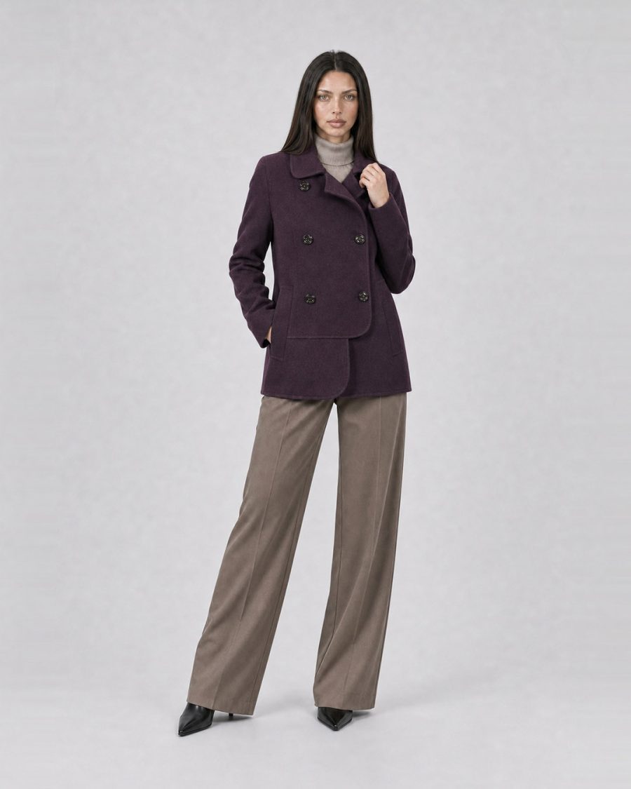 Cappotto donna Helmur Lugano colore Melanzana – editoriale