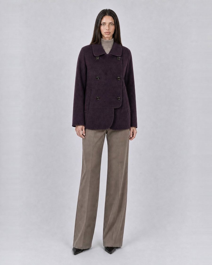 Cappotto donna Helmur Lugano colore Melanzana – indossato, fronte