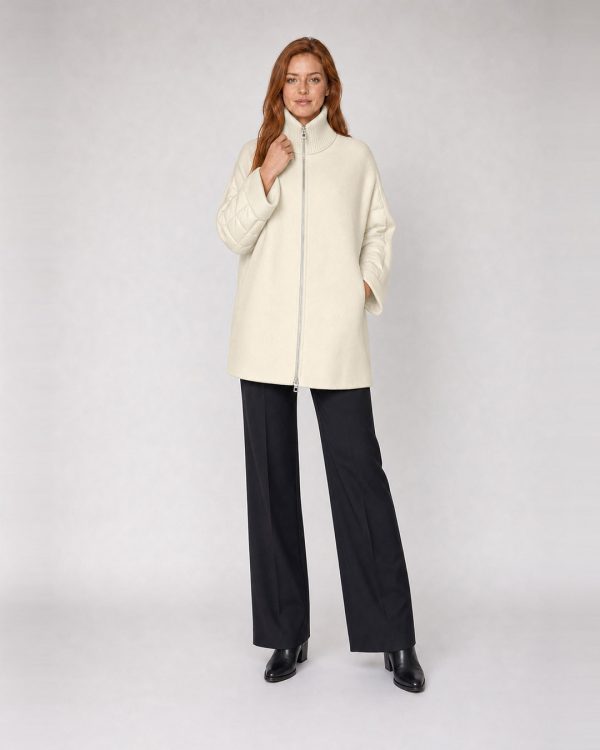 Cappotto donna Helmur Nottingham colore Panna – editoriale