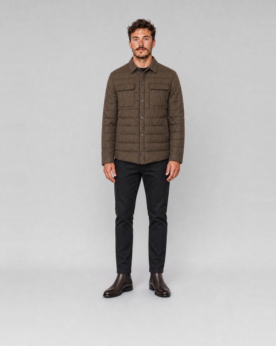 Giubbotto uomo Helmur Oxford colore Nocciola – indossato, fronte