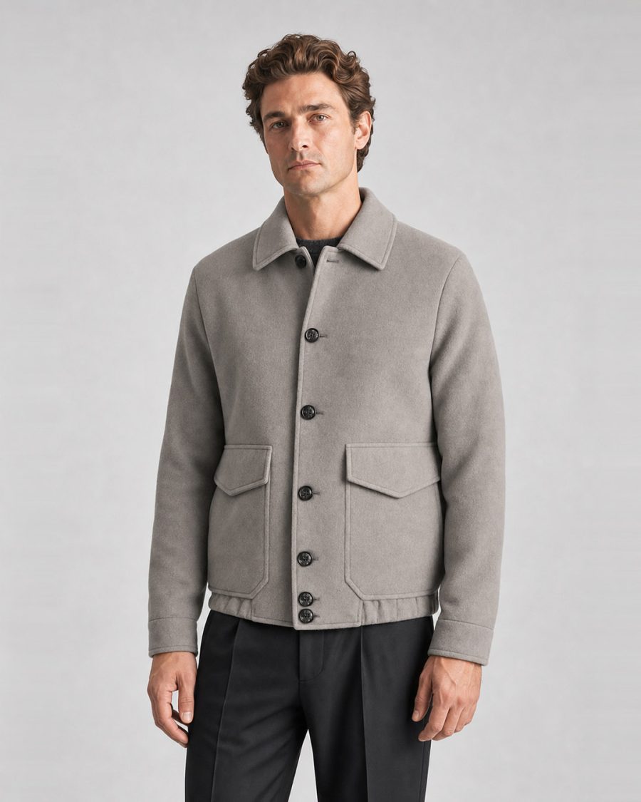 Cappotto uomo Helmur Rotterdam colore Roccia – indossato, tre quarti