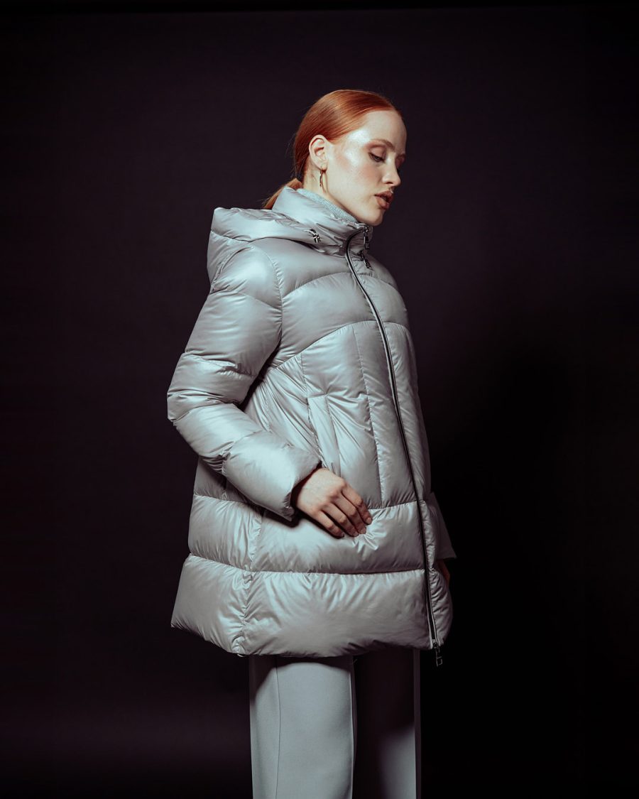 Giubbotto donna Helmur Tokyo colore Perla – still life su fondo nero