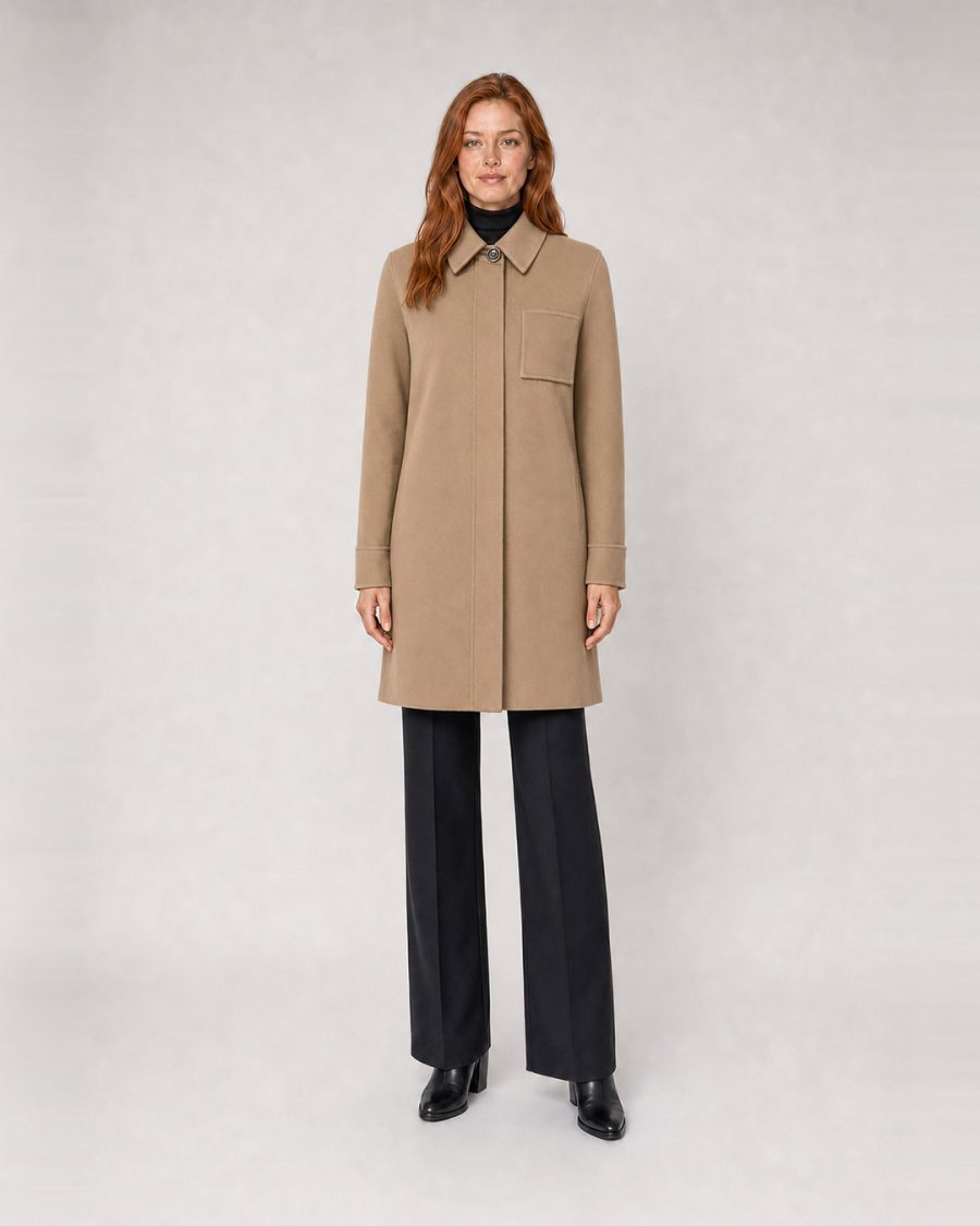 Cappotto donna Helmur Toronto colore Sabbia – indossato, fronte