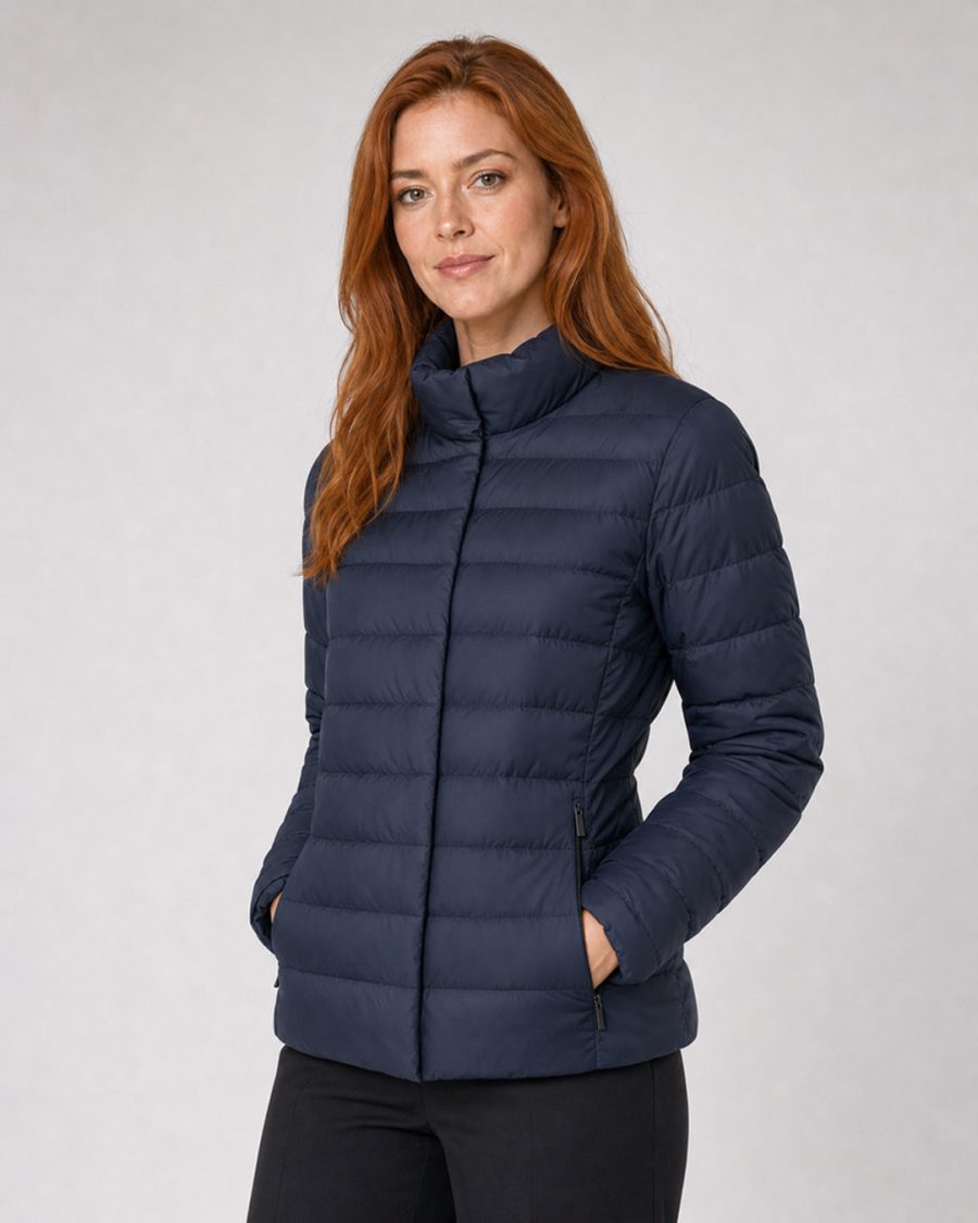 Giubbotto donna Helmur Venezia colore Blu – indossato, tre quarti