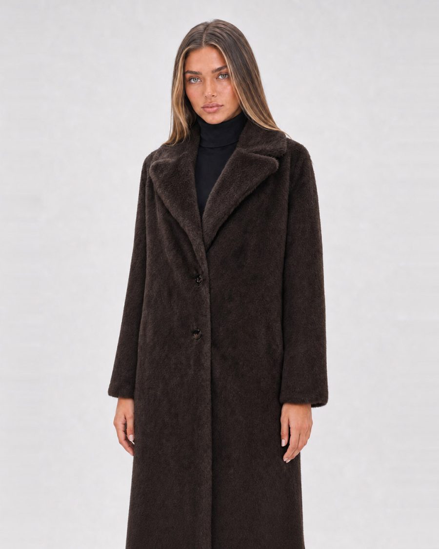 Pelliccia donna Helmur Victoria colore Cacao – indossato, tre quarti